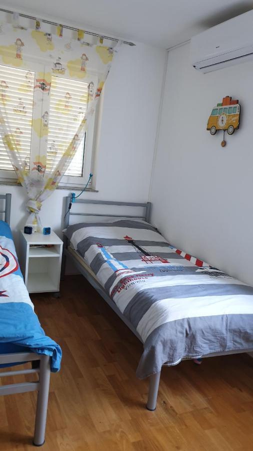 Beachfront Apartmant Veli Novi Vinodolski Esterno foto